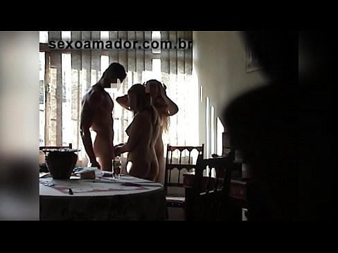 ❤️ Prietenii sexuali invită un bărbat uriaș și o partidă în trei cu el ❤️❌ at ro.com-pornzog.ru ️❤